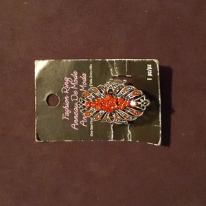 Oval Silver & Black Ring With Red Stones.  (L10)